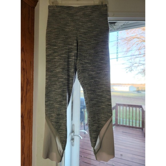 Lululemon wunderunder scalloped hem leggings - Picture 3 of 7